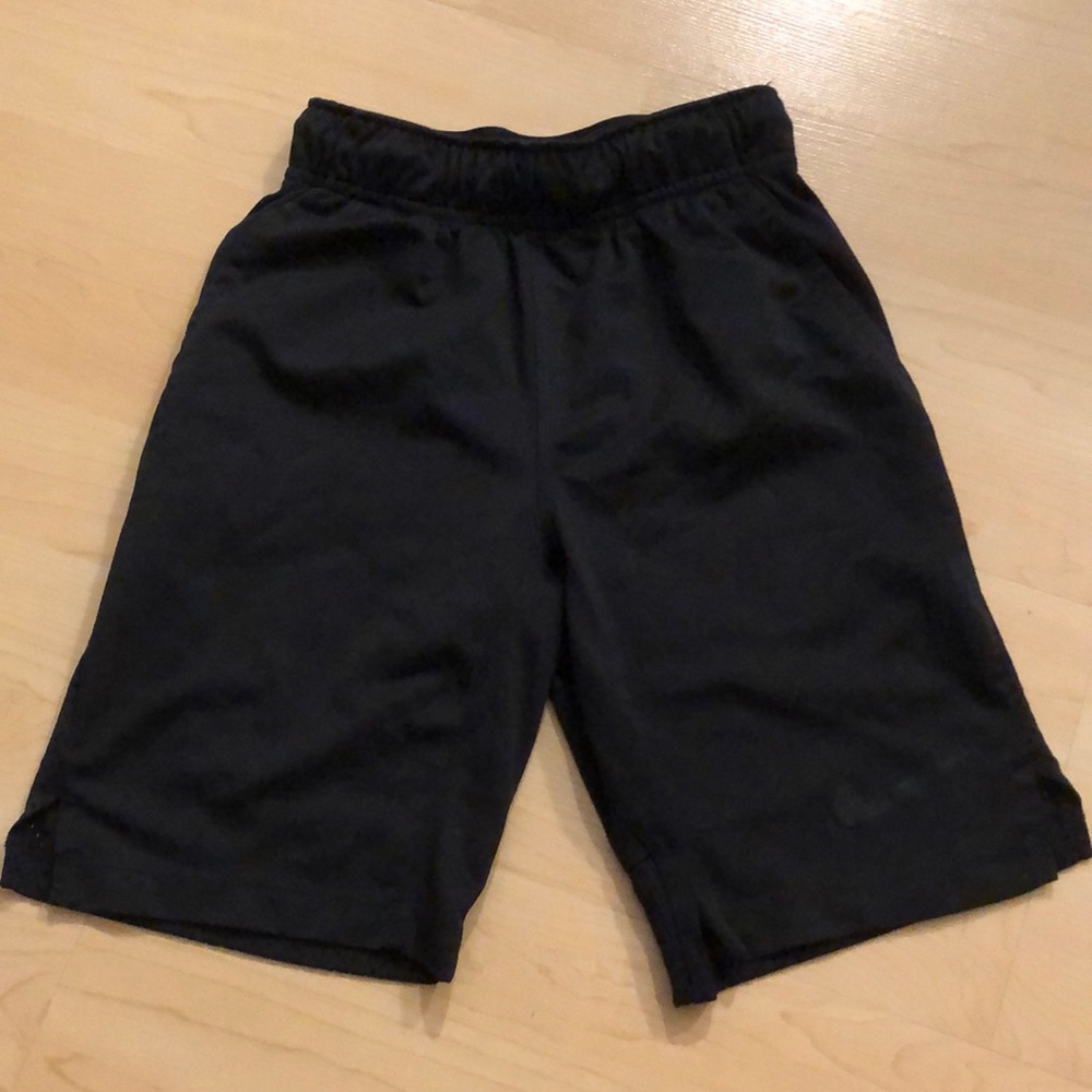 Nike - Shorts